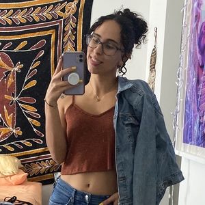 Meet your Posher, Victoria